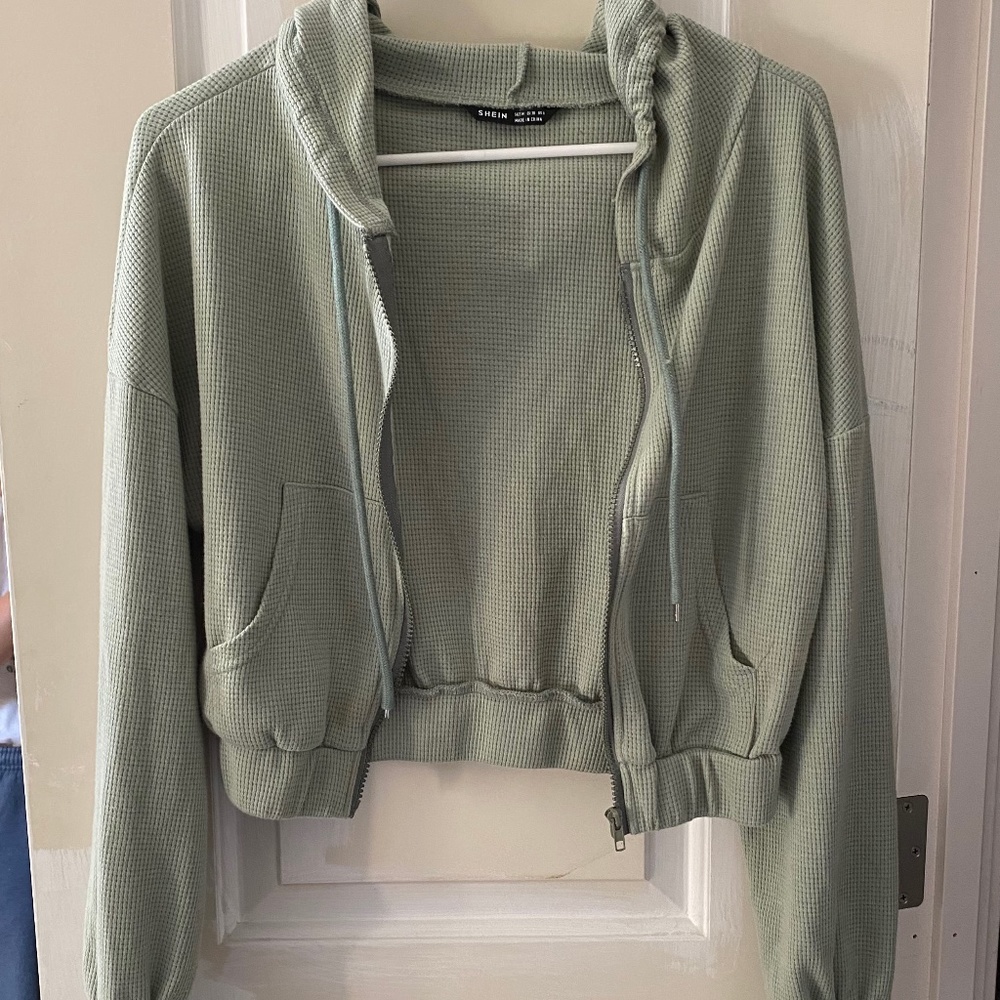 SHEIN Cropped Zip Up | size M